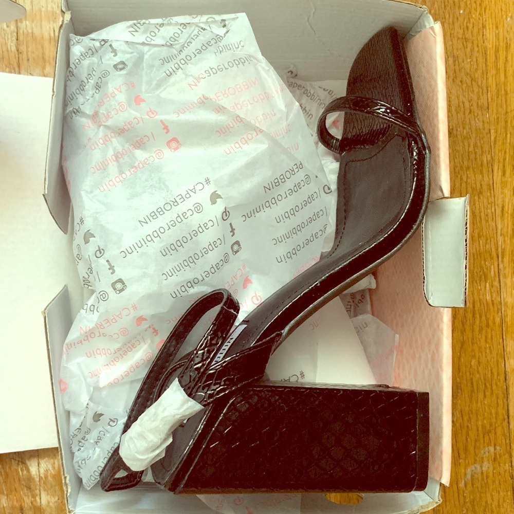 Cape Robbin Square Toe Block Heel